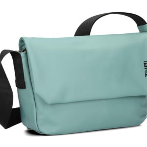 Zwei CARGO blau